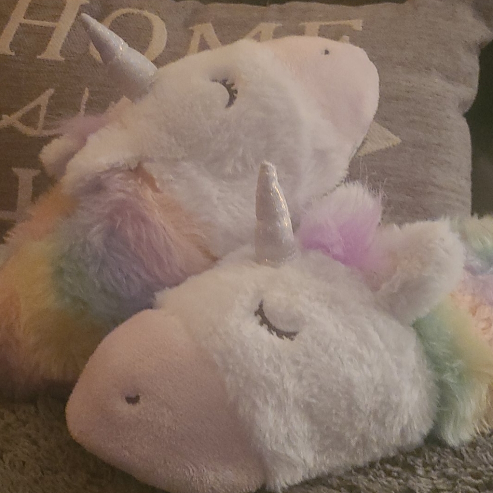 Unicorn 🦄 Slippers☆ Furry~Cozy